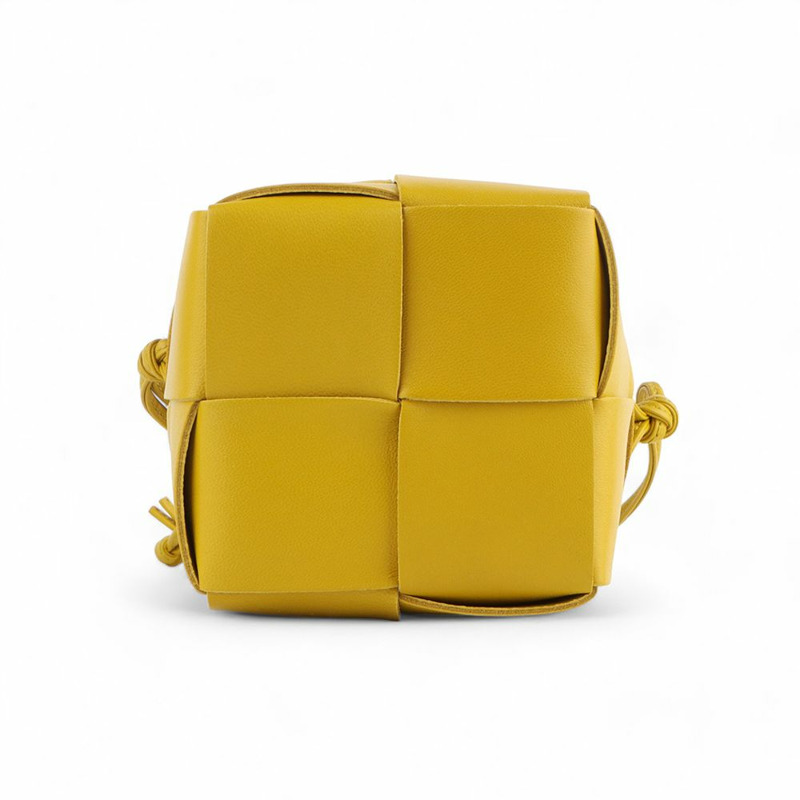 【包稅】BOTTEGA VENETA 迷你卡附桶形斜背包 680217-5