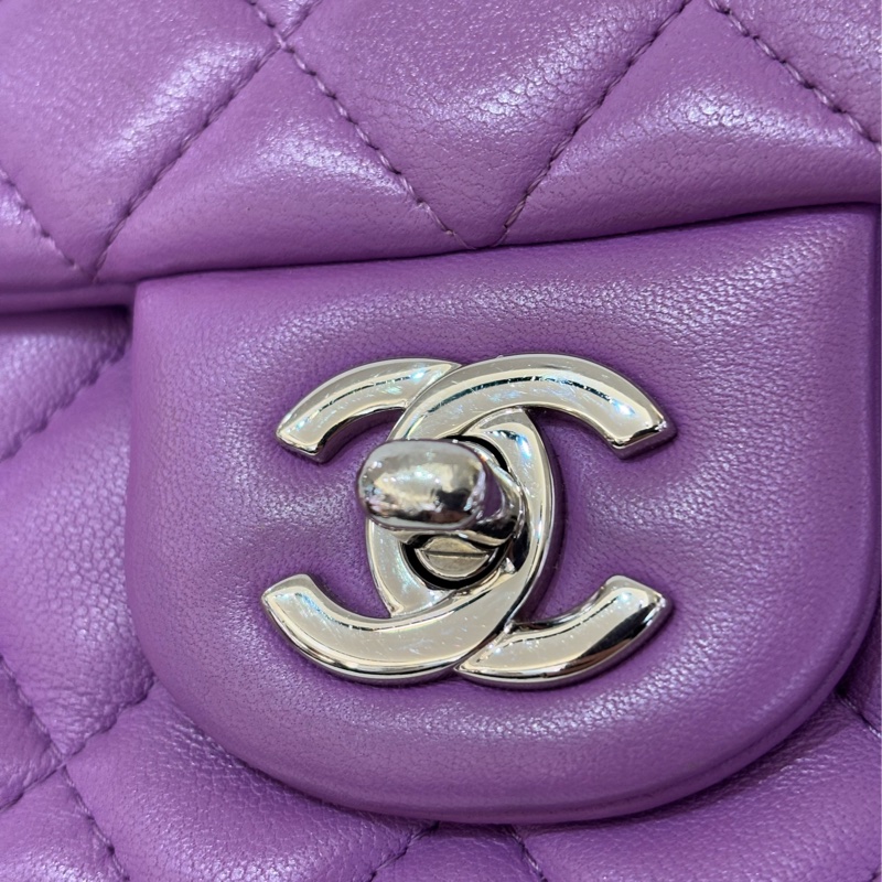 Chanel Coco 20cm紫羅蘭銀釦羊皮斜背包-10