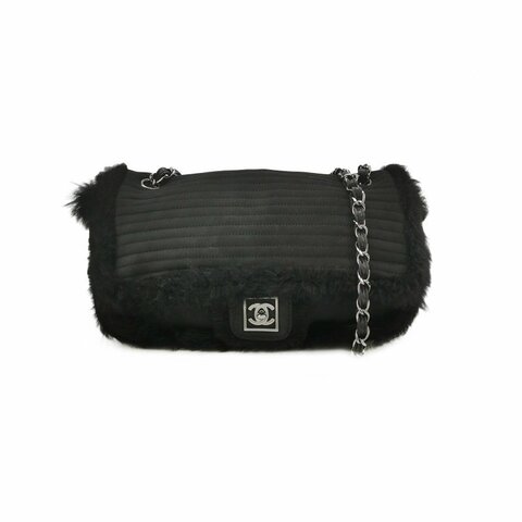 Chanel磨砂皮純色絎縫雙C扣單肩包