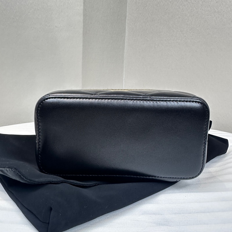 香奈兒/Chanel Vanity Case 黑色羊皮菱格紋長盒子斜背包 17x9.5x8cm-5