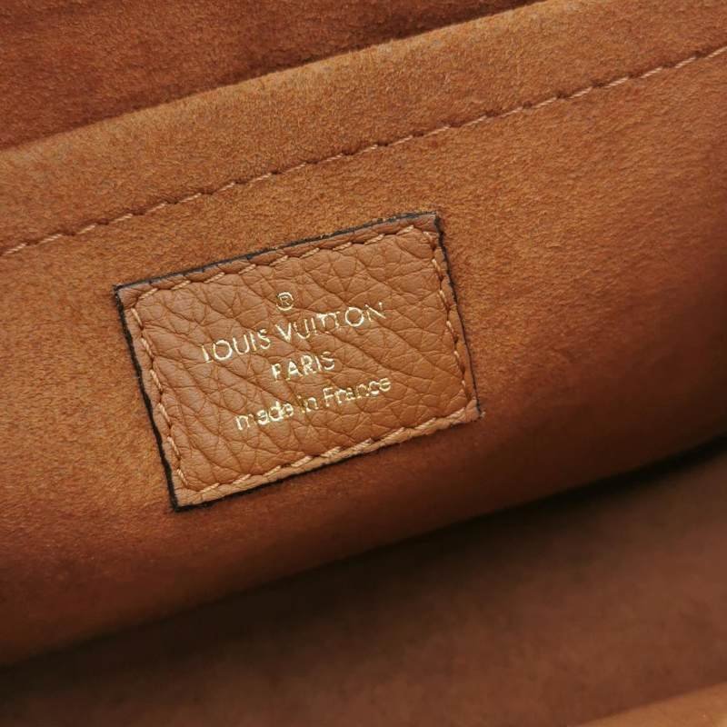 Louis Vuitton(LV)Lockme Tender牛皮拼色LV轉鎖斜挎包單肩包晶片款-7