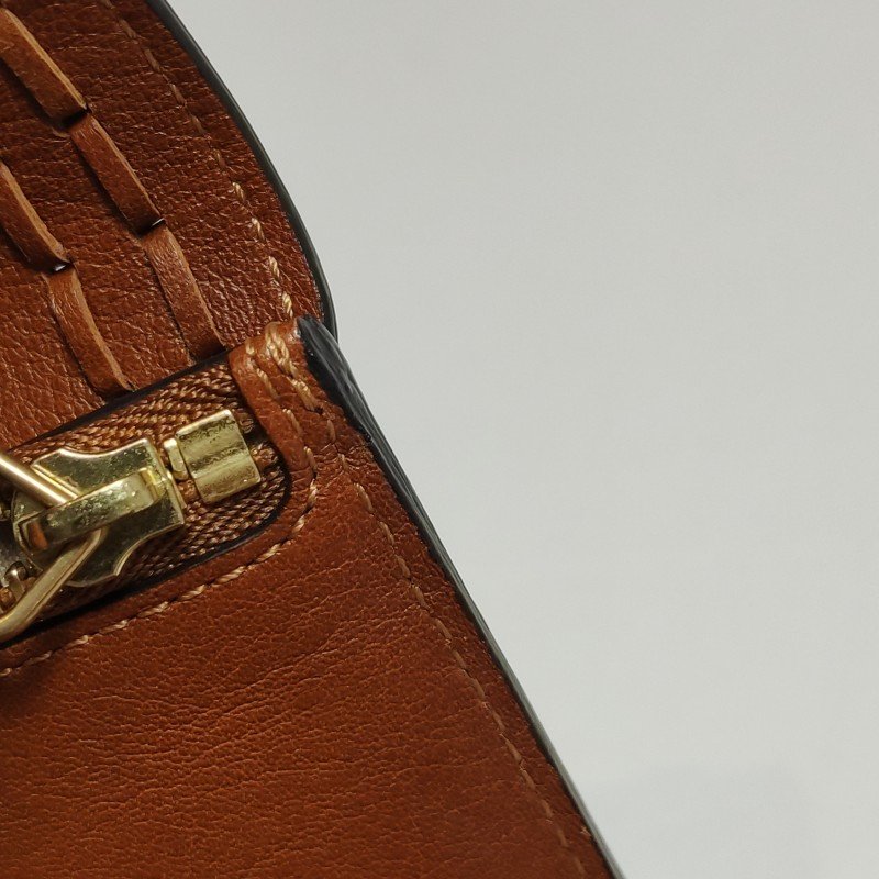 Chloe牛皮純色字母logo編織錢包-11