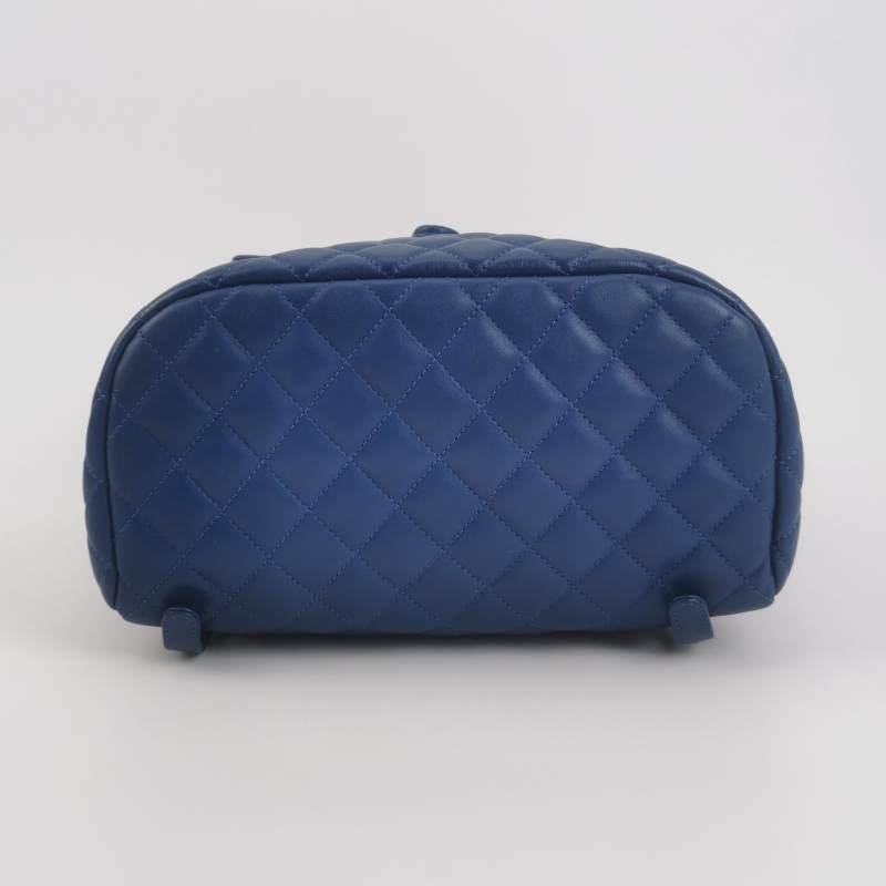 Chanel Urban Spirit牛皮菱格絎縫雙C書包扣雙肩包-5