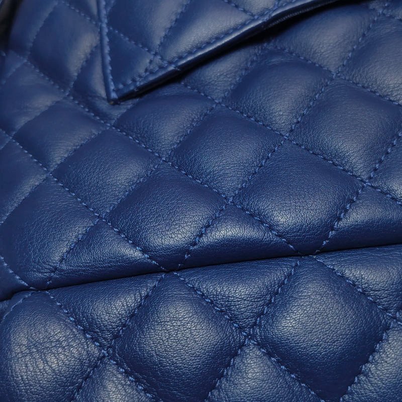 Chanel Urban Spirit牛皮菱格絎縫雙C書包扣雙肩包-15