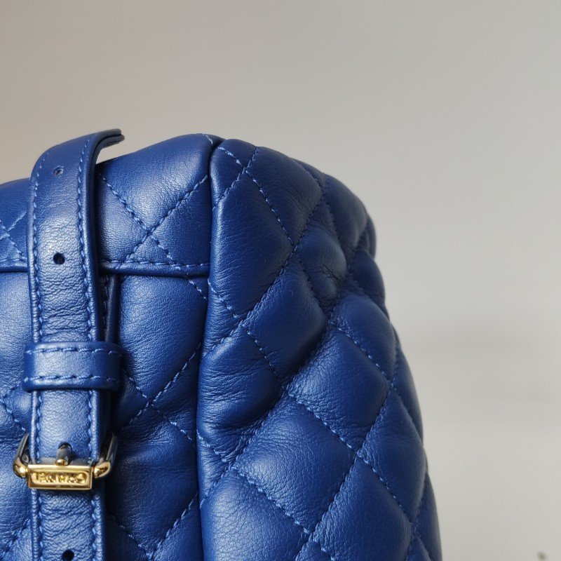Chanel Urban Spirit牛皮菱格絎縫雙C書包扣雙肩包-16