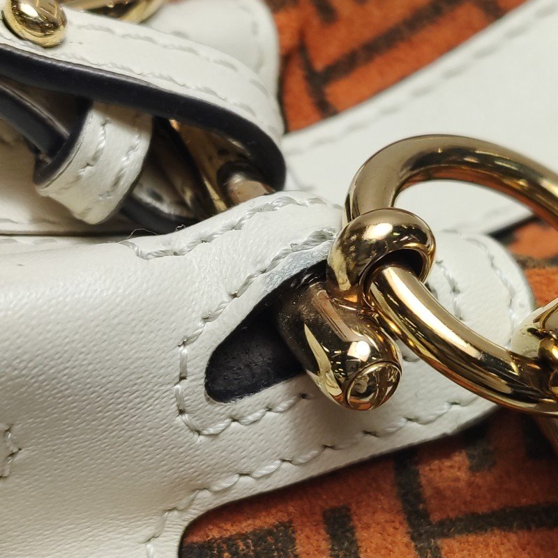 Fendi MonTresor迷你牛皮翻毛皮雙F老花抽繩斜挎包單肩包-15