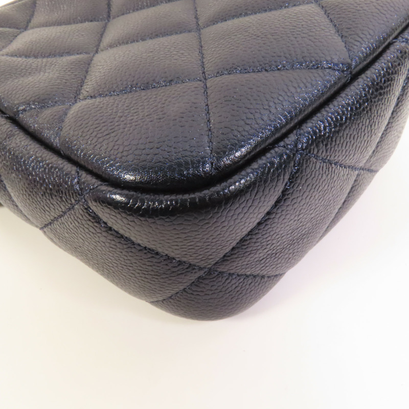 CHANEL 牛皮皮革Camera Bag金扣鏈帶肩背袋-13