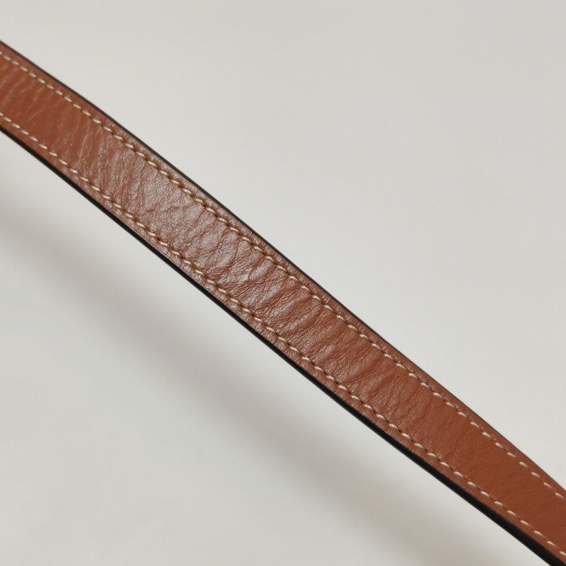 Celine CuirTriomphe牛皮純色凱旋門Logo斜挎包-13