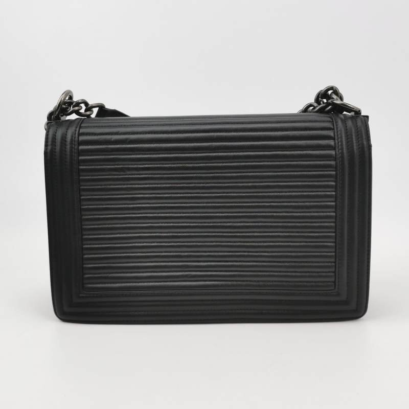 Chanel Leboy季節限定款大號牛皮純色方形雙C鎖扣單肩包-4
