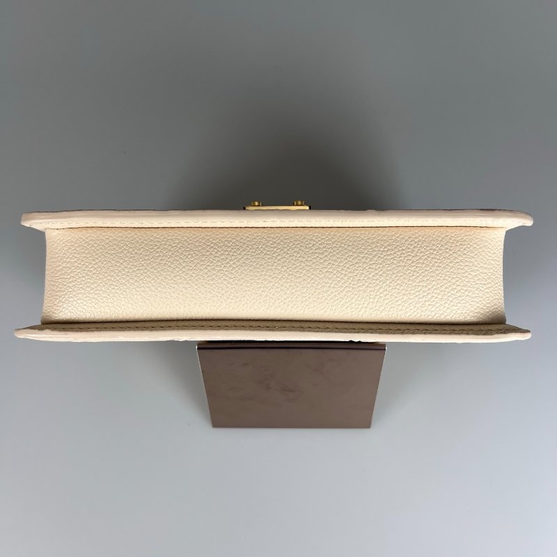 全新品 LV M82836/晶片款 白壓紋Wallet On Chain Métis 金鍊麻將包-4