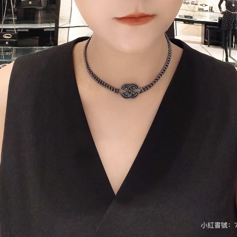 CHANEL 24A水鑽雙C項鍊 - So black-7