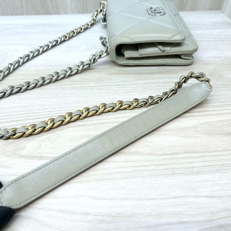 CHANEL鼠尾草灰羊皮銀釦19WOC鏈包AP0957-8