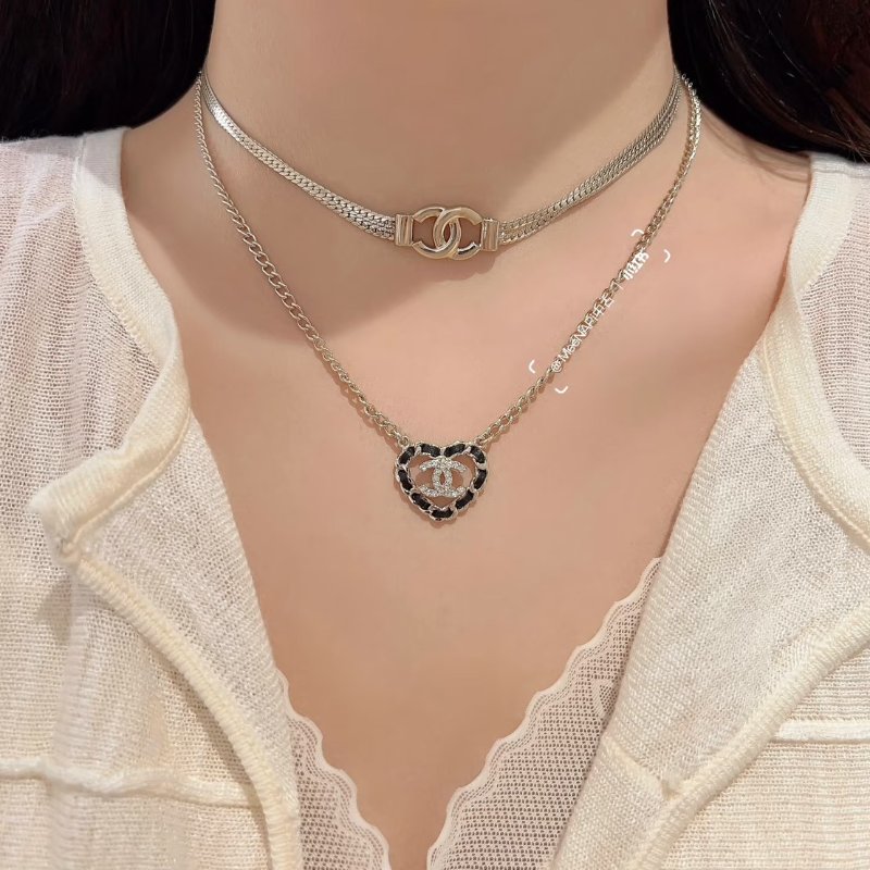 CHANEL 24B雙C蛇骨雙層銀鍊-8