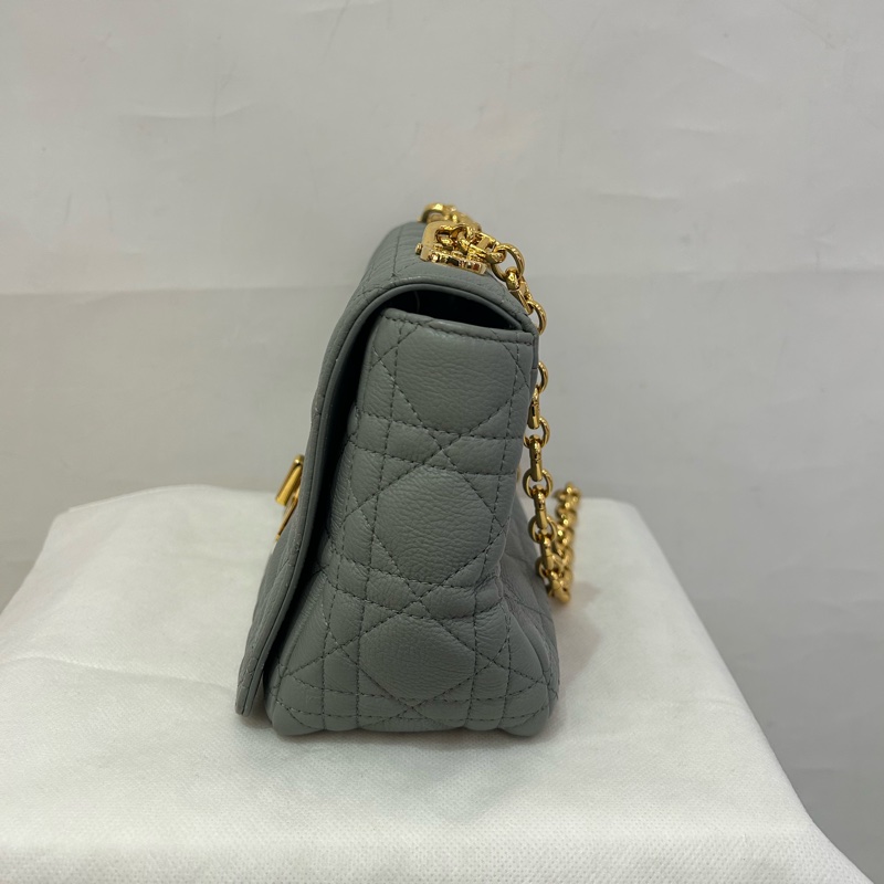 Dior caro 霧霾藍金釦中號-1