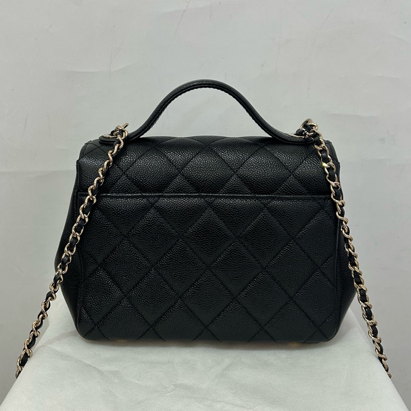 Chanel黑金荔枝皮郵差包-2