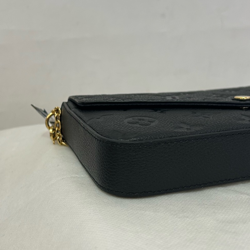 Louis Vuitton 黑壓紋三合一鏈包-5