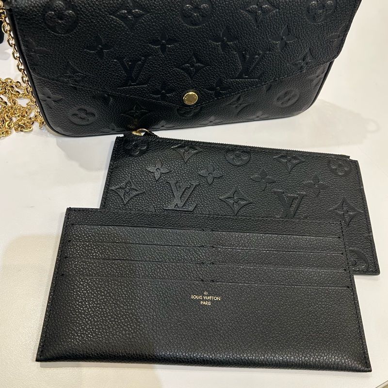 Louis Vuitton 黑壓紋三合一鏈包-9