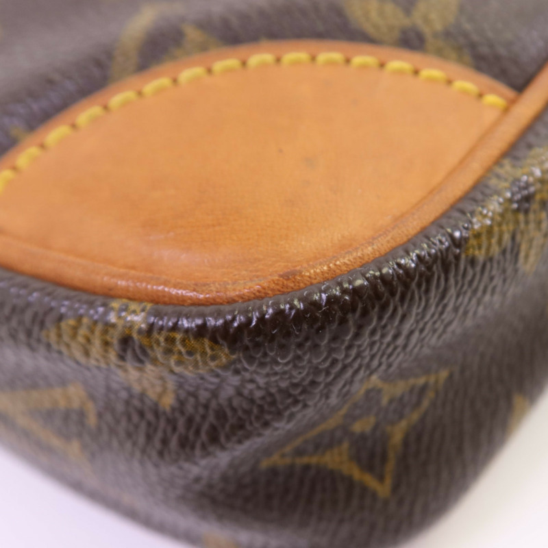 LOUIS VUITTON Monogram Danube金扣肩背袋-8