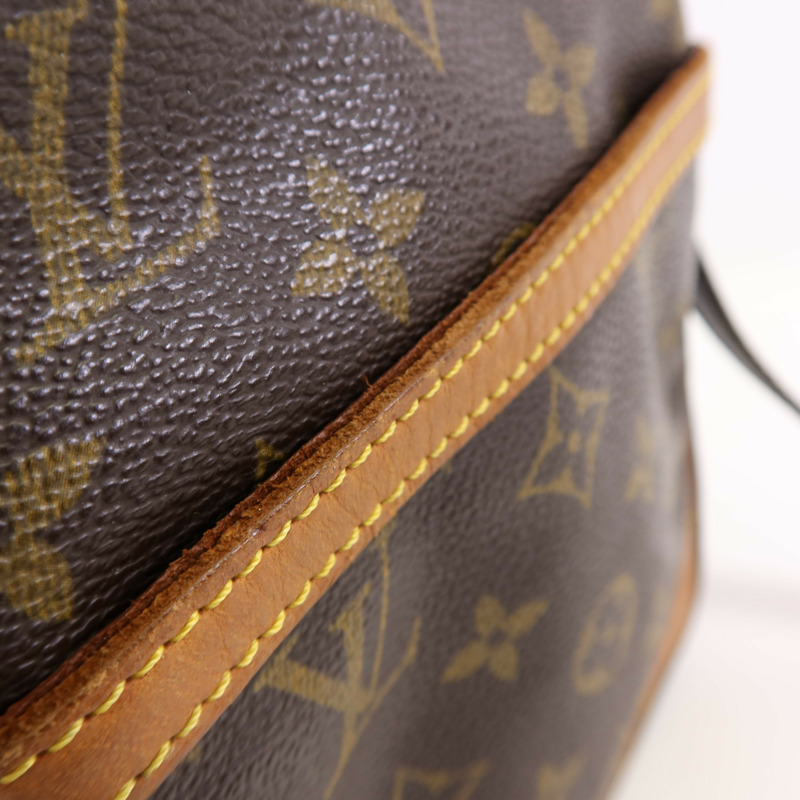 LOUIS VUITTON Monogram Danube金扣肩背袋-10