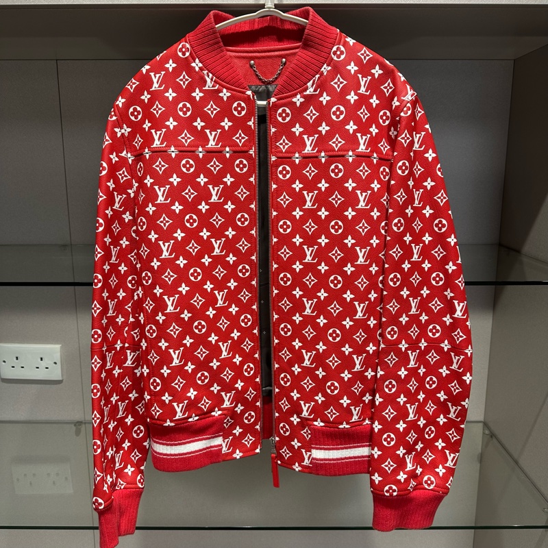 LOUIS VUITTON FW21 红色老花皮衣-0