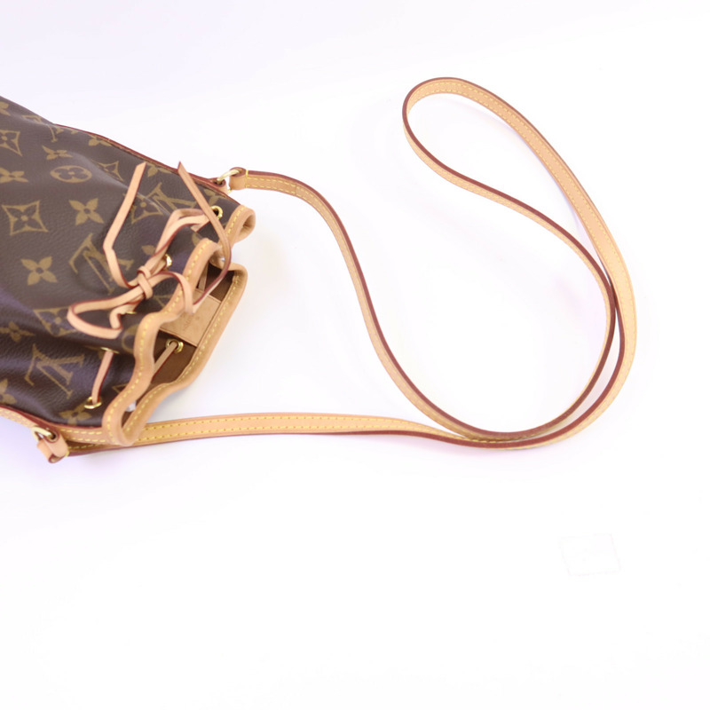 LOUIS VUITTON Monogram Nano Noe金扣肩背袋-4