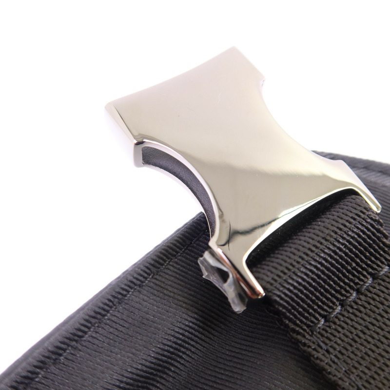 LOUIS VUITTON Monogram Eclipse Messenger PM Voyager銀扣肩背袋-13