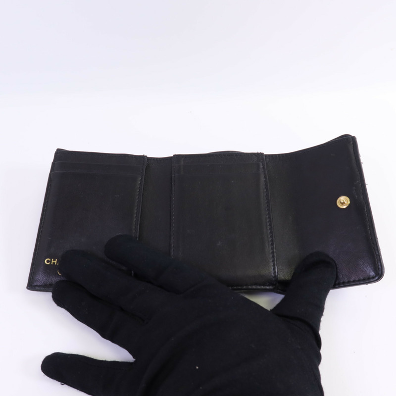 CHANEL 羊皮皮革Wallet金扣錢包-12