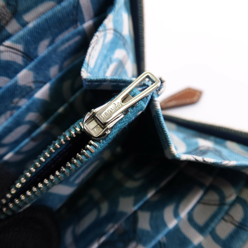 HERMES Epsom皮革Silk'In Classique Long Wallet銀扣拉鏈長錢包-9