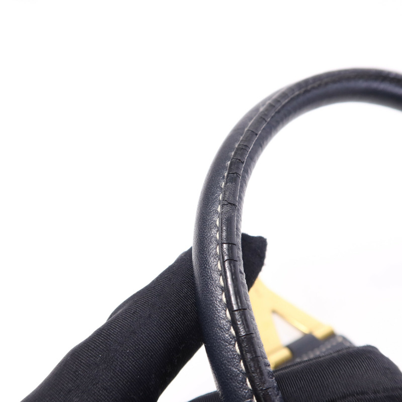 YVES SAINT LAURENT 牛仔布Cabas Chyc Handbag金扣手挽袋-21