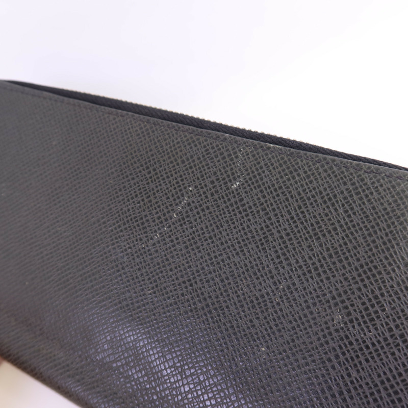 LOUIS VUITTON Taiga Zippy Wallet Vertical銀扣長錢包-15