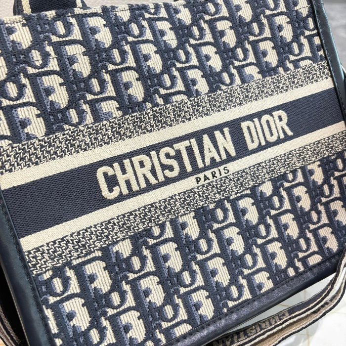 *SHIHNA名牌精品* DIOR Book Tote 藍色老花刺繡小型托特包-3