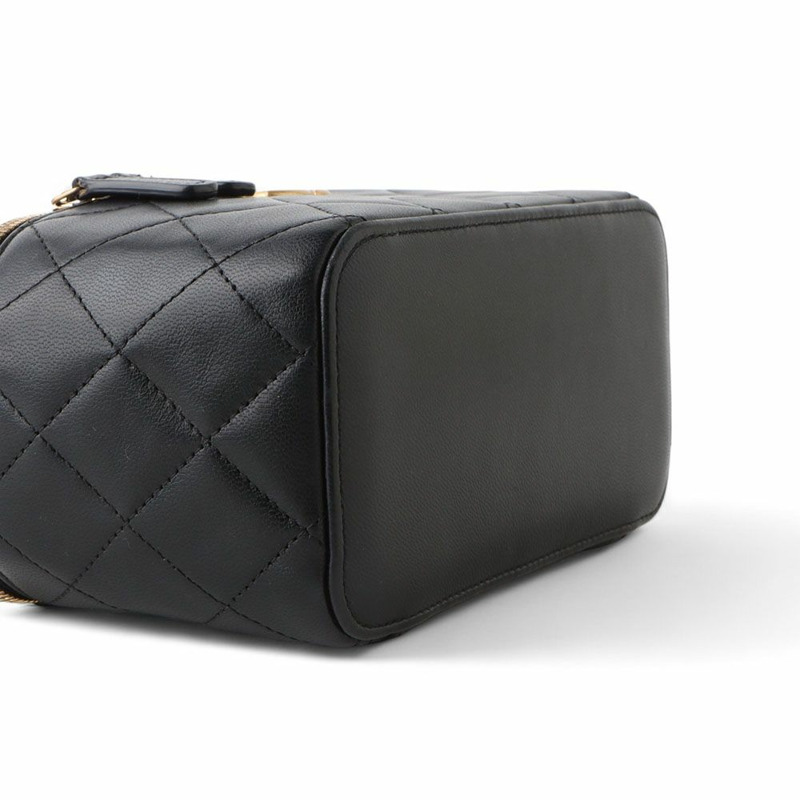 【包稅】CHANEL AP2550 羊皮金 CC 鏈條肩帶化妝斜背包-4