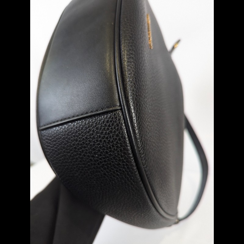 莉亞精品♡MK 荔枝牛皮半月包 近新閒置-10