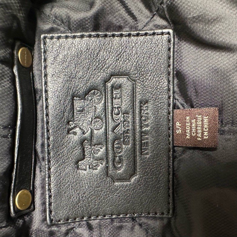 Coach蔻驰经典黑色机车皮衣-5