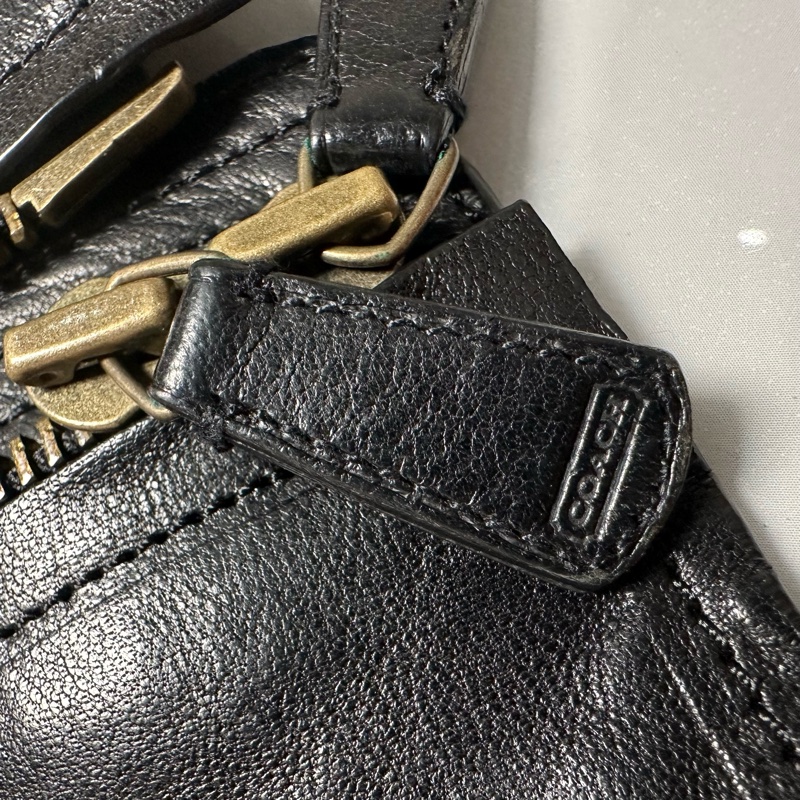 Coach蔻驰经典黑色机车皮衣-6