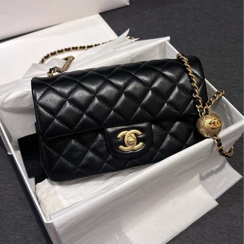巴黎總店 Chanel 金球cf20 黑金