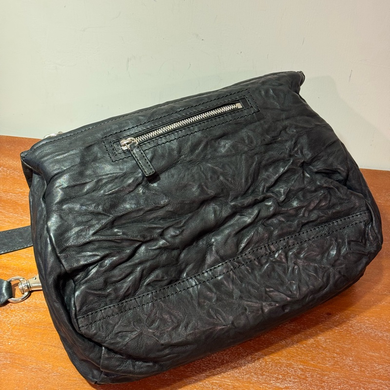 GIVENCHY Pandora 黑色 銀扣 中號-2