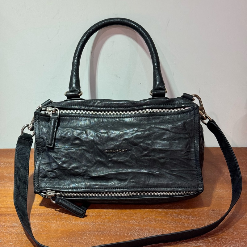 GIVENCHY Pandora 黑色 銀扣 中號-5