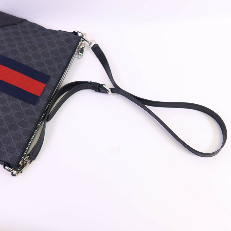 GUCCI 塗層帆布GG Supreme銀扣肩背袋-4