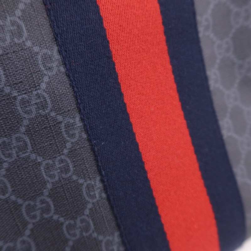 GUCCI 塗層帆布GG Supreme銀扣肩背袋-13