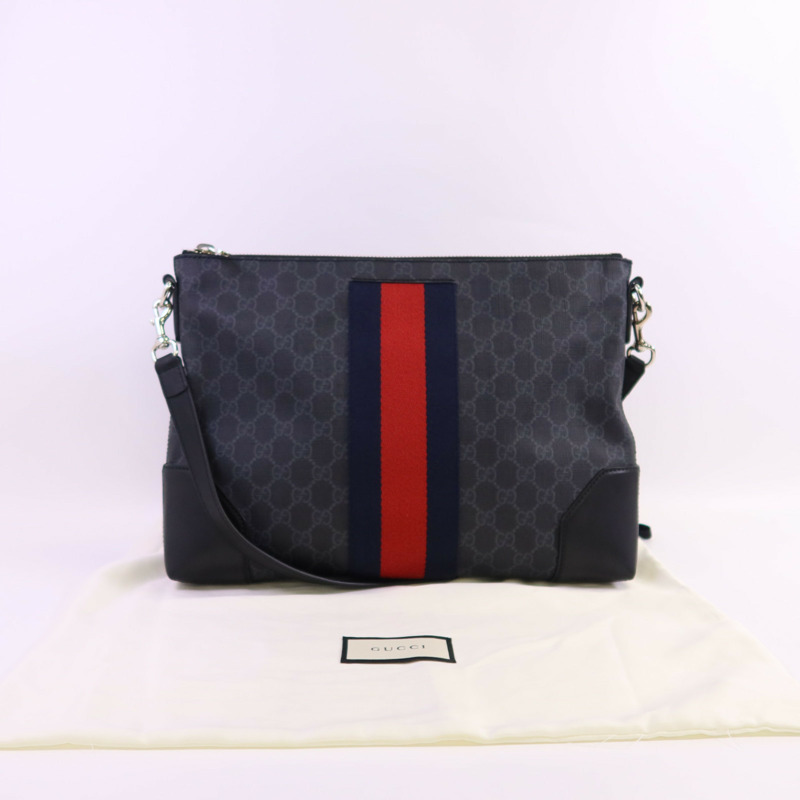 GUCCI 塗層帆布GG Supreme銀扣肩背袋-14