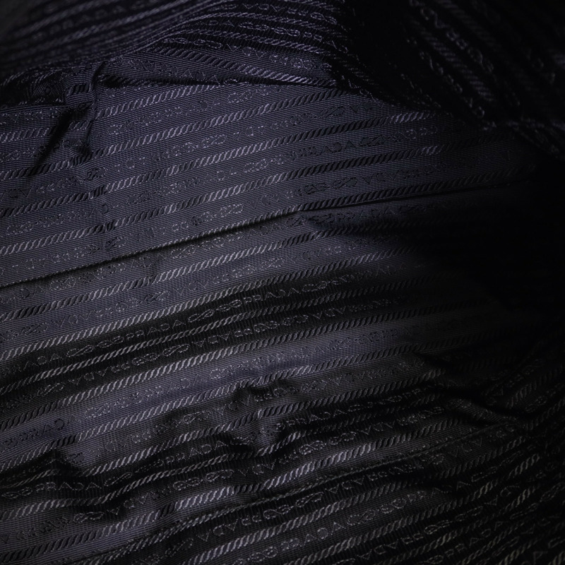 PRADA 尼龍Tote Bag銀扣肩背袋-10