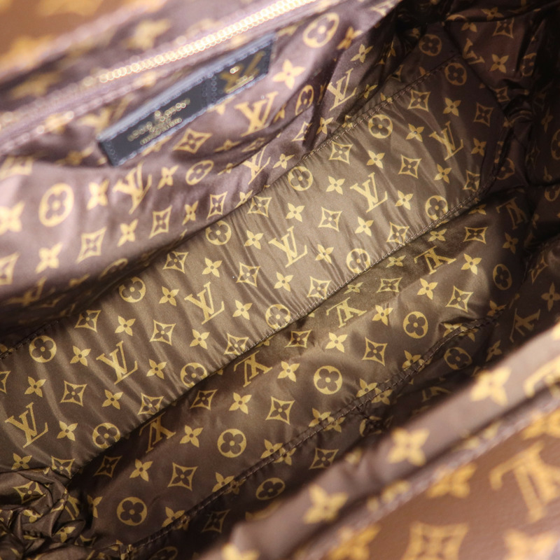 LOUIS VUITTON LV Pillow On The Go MM金扣手挽肩背兩用袋-9