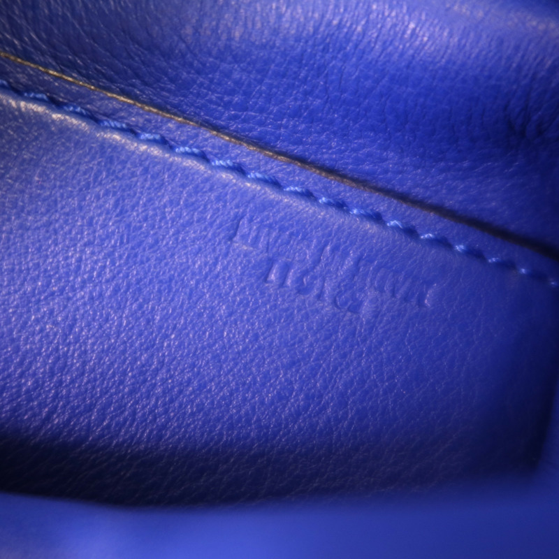 LOEWE 牛皮皮革Chain Shoulder金扣鏈帶肩背袋-15