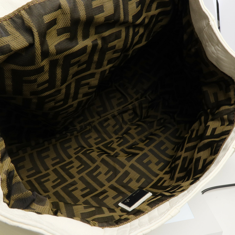 FENDI 牛皮皮革Shoulder Bag金扣肩背袋-4