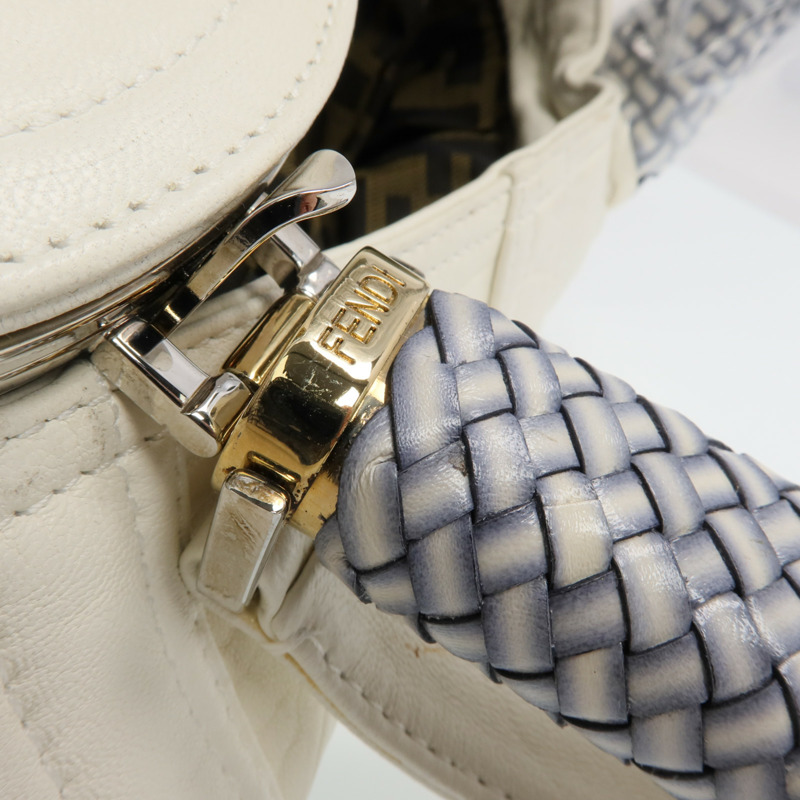 FENDI 牛皮皮革Shoulder Bag金扣肩背袋-10