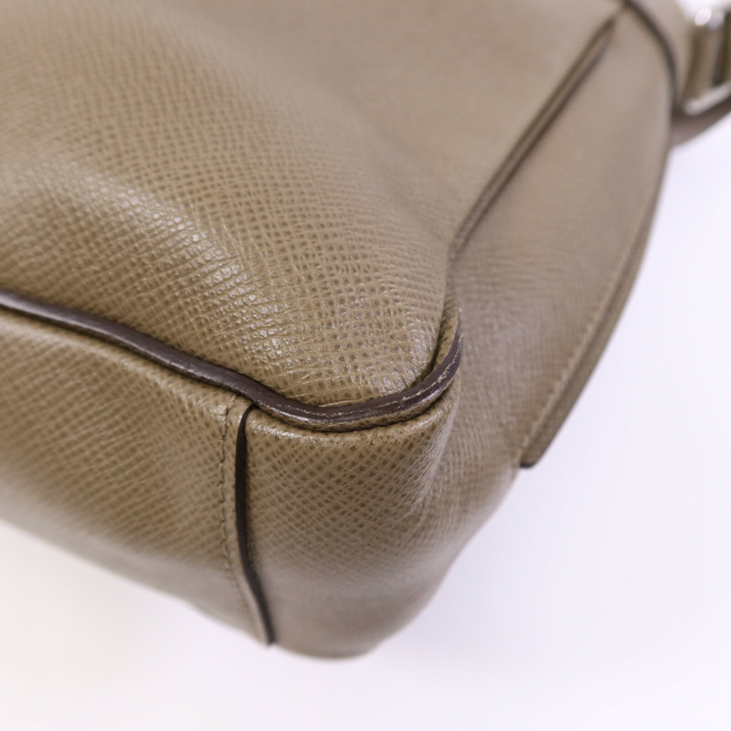 LOUIS VUITTON Taiga Roman MM銀扣肩背袋-13