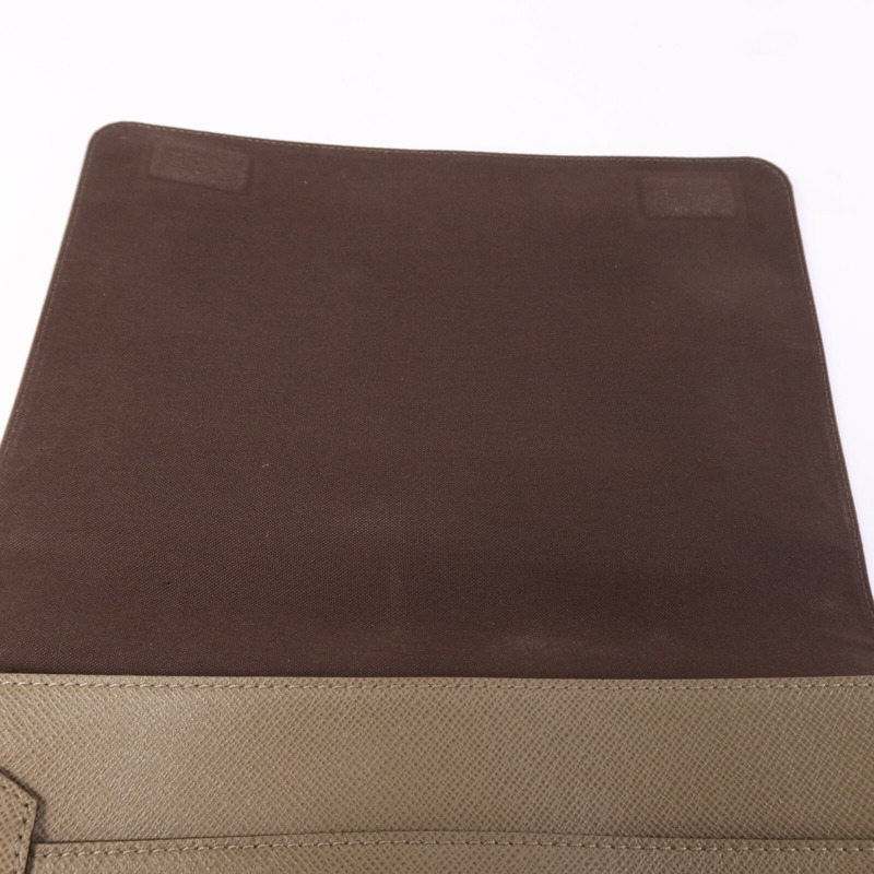 LOUIS VUITTON Taiga Roman MM銀扣肩背袋-15