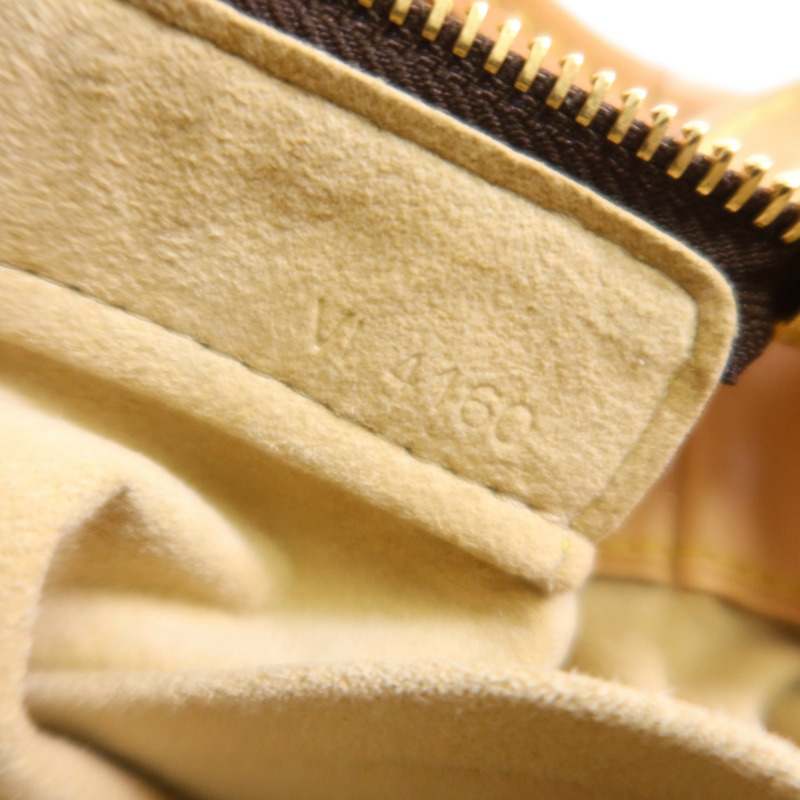 LOUIS VUITTON Monogram Boetie MM金扣肩背袋-19