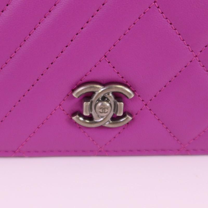 CHANEL 羊皮皮革Boy Long Wallet長錢包-9